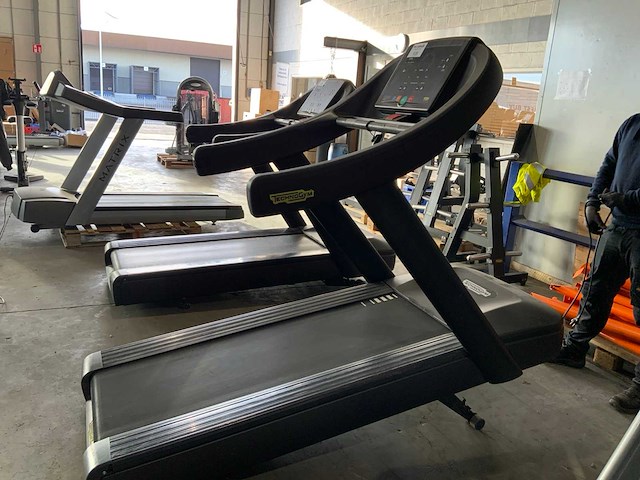 Technogym excite run now 500 led loopband - afbeelding 4 van  4