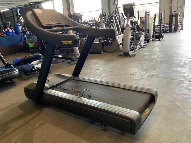 Technogym excite+ run now 500 led loopband - afbeelding 5 van  5