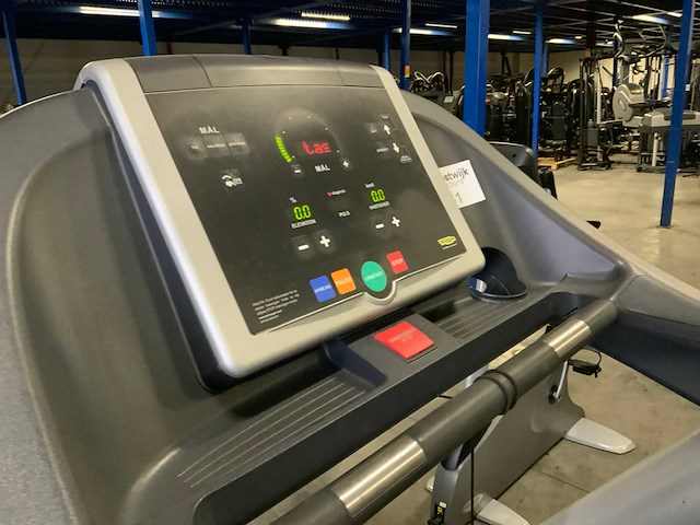 Technogym excite run now 500 led loopband - afbeelding 5 van  7