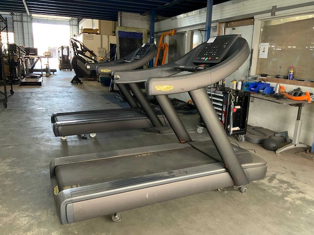 Technogym excite+ run now 500 led loopband - afbeelding 2 van  5