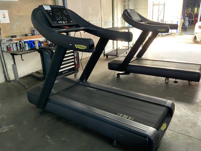 Technogym excite+ run now 500 led loopband - afbeelding 4 van  5
