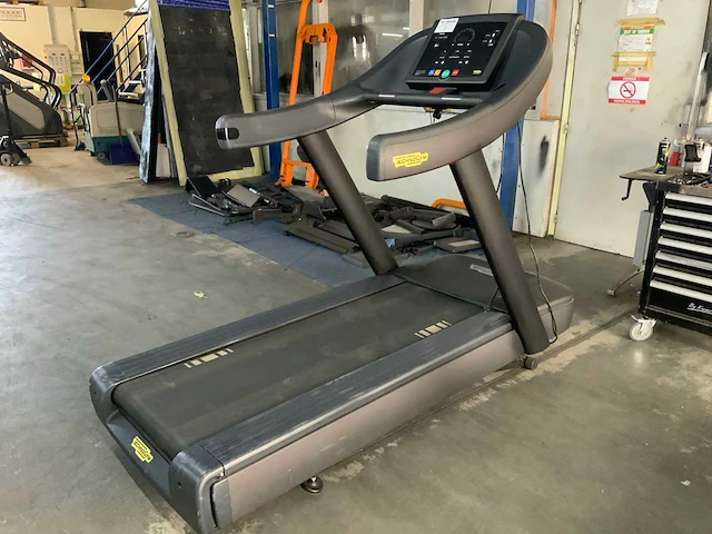 Technogym excite+ run now 500 led loopband - afbeelding 1 van  5