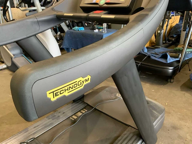 Technogym excite+ run now 500 led loopband - afbeelding 5 van  6