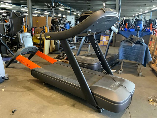 Technogym excite+ run now 500led loopband - afbeelding 2 van  5