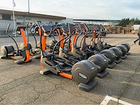 Technogym excite+ synchro 500 led 10x crosstrainer - afbeelding 1 van  3