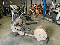 Technogym excite synchro 500 led crosstrainer - afbeelding 1 van  6