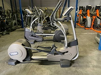 Technogym excite synchro 500 led crosstrainer - afbeelding 1 van  6