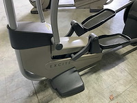 Technogym excite synchro 500 led crosstrainer - afbeelding 6 van  6