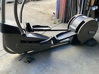 Technogym excite synchro 500 led crosstrainer - afbeelding 4 van  5