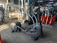 Technogym excite+ synchro 500 led crosstrainer - afbeelding 1 van  9