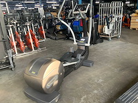 Technogym excite+ synchro 500 led crosstrainer - afbeelding 2 van  9