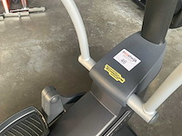 Technogym excite+ synchro 500 led crosstrainer - afbeelding 5 van  9