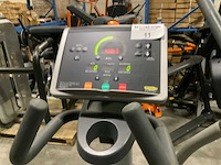 Technogym excite synchro 500 led crosstrainer - afbeelding 4 van  5