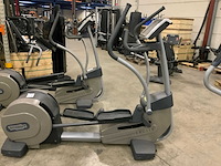 Technogym excite synchro 500 led crosstrainer - afbeelding 1 van  4