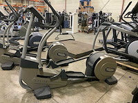 Technogym excite synchro 500 led crosstrainer - afbeelding 3 van  3