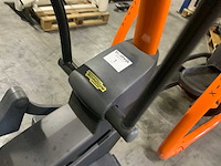 Technogym excite synchro 500 led crosstrainer - afbeelding 2 van  5