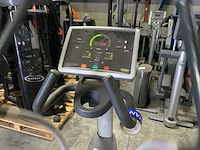 Technogym excite synchro 500 led crosstrainer - afbeelding 3 van  4