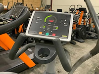 Technogym excite synchro 500 led elliptical crosstrainer - afbeelding 3 van  4