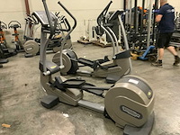 Technogym excite synchro 500 led elliptical crosstrainer - afbeelding 4 van  4