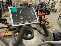 Technogym excite synchro 500 led elliptical crosstrainer - afbeelding 4 van  4