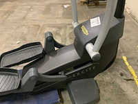 Technogym excite synchro 700 led crosstrainer - afbeelding 3 van  3