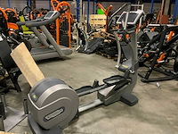 Technogym excite synchro 700ie tv crosstrainer - afbeelding 1 van  5