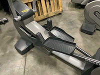 Technogym excite synchro 700ie tv crosstrainer - afbeelding 3 van  5