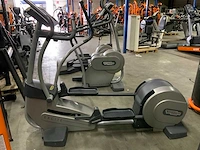 Technogym excite synchro 700ie tv crosstrainer - afbeelding 5 van  5