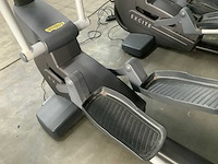 Technogym excite synchro visioweb crosstrainer - afbeelding 3 van  6