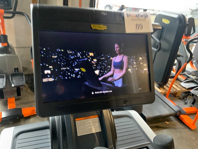 Technogym excite vario 1000 unity 3 live crosstrainer - afbeelding 4 van  5