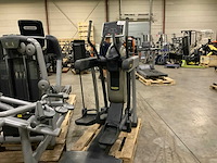 Technogym excite vario 500 led crosstrainer - afbeelding 4 van  5
