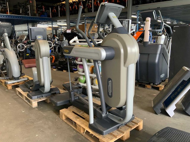 Technogym excite vario 500 led crosstrainer - afbeelding 5 van  5