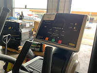 Technogym excite vario 500 led crosstrainer - afbeelding 8 van  8