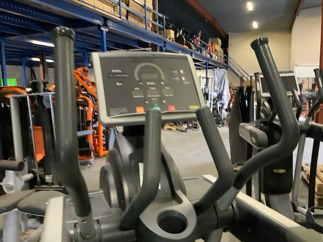 Technogym excite vario 500 led krachtstation - afbeelding 4 van  5