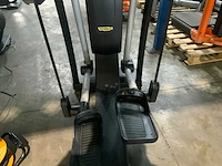 Technogym excite vario 700 led crosstrainer - afbeelding 3 van  5