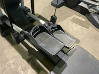 Technogym excite vario 700 led crosstrainer - afbeelding 3 van  5