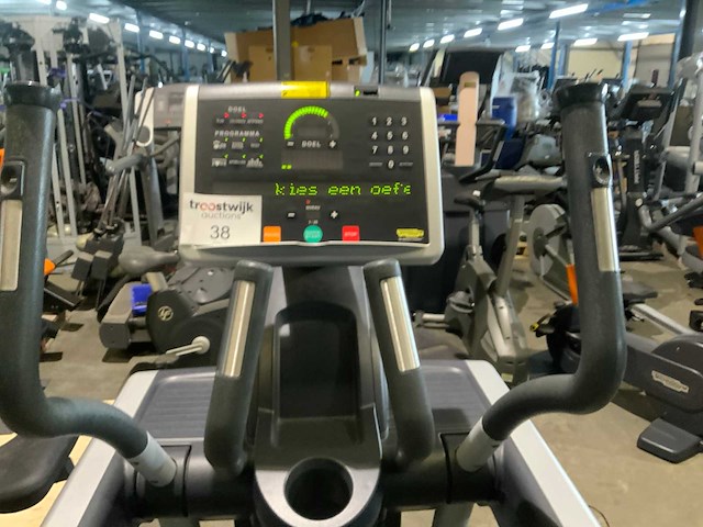 Technogym excite vario 700 led crosstrainer - afbeelding 5 van  5