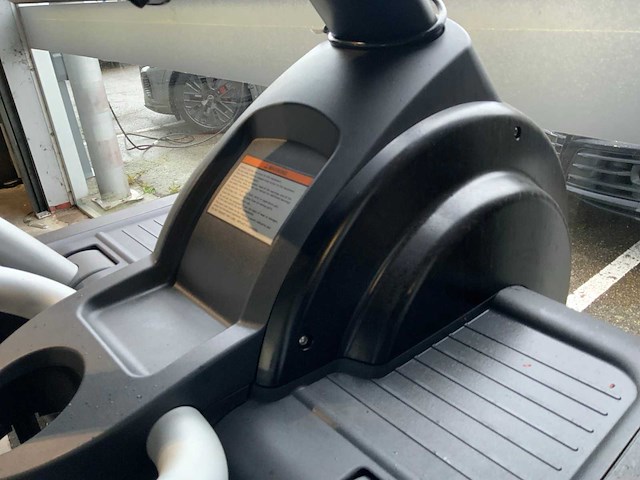 Technogym excite vario unity 3 live crosstrainer - afbeelding 5 van  5
