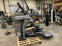 Technogym excite vario unity 3 live crosstrainer - afbeelding 1 van  5