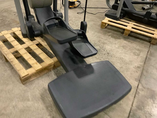 Technogym excite vario unity 3 live crosstrainer - afbeelding 3 van  5