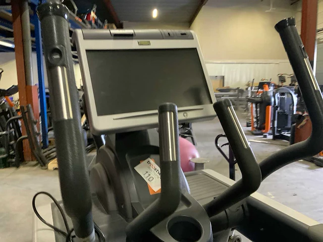 Technogym excite vario visioweb krachtstation - afbeelding 4 van  5