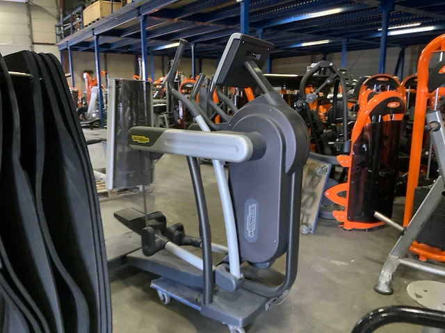 Technogym excite vario visioweb krachtstation - afbeelding 5 van  5