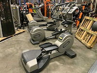 Technogym excite wave 700ie tv crosstrainer - afbeelding 1 van  5