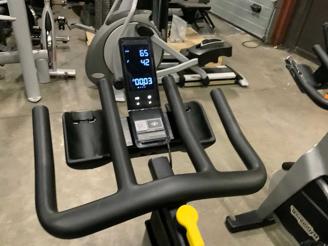 Technogym groupcycle connect spinningbike - afbeelding 5 van  6