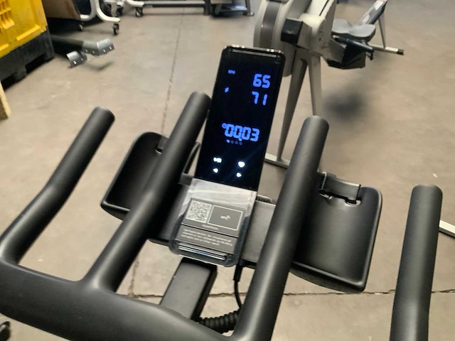 Technogym groupcycle connect spinningbike - afbeelding 5 van  5