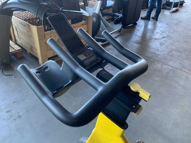 Technogym groupe cycle connect spinningbike - afbeelding 4 van  6