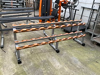 Technogym isotonic 10 pair dumbbell rek krachtstation - afbeelding 2 van  3