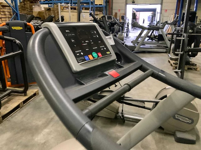 Technogym jog now 500 led loopband - afbeelding 5 van  5