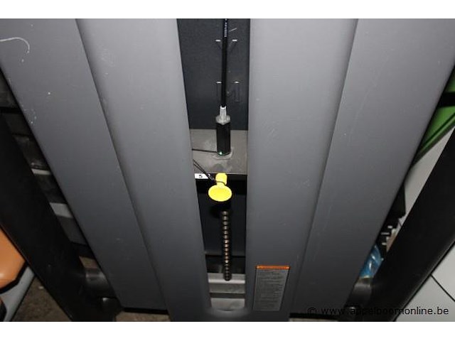 Technogym lat machine - afbeelding 3 van  3