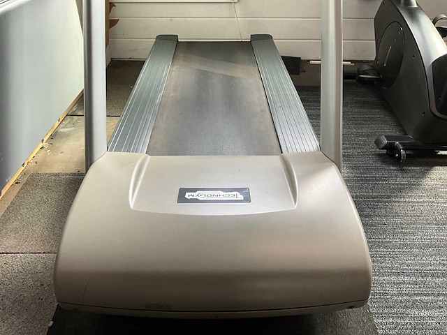 Technogym loopband - afbeelding 5 van  7